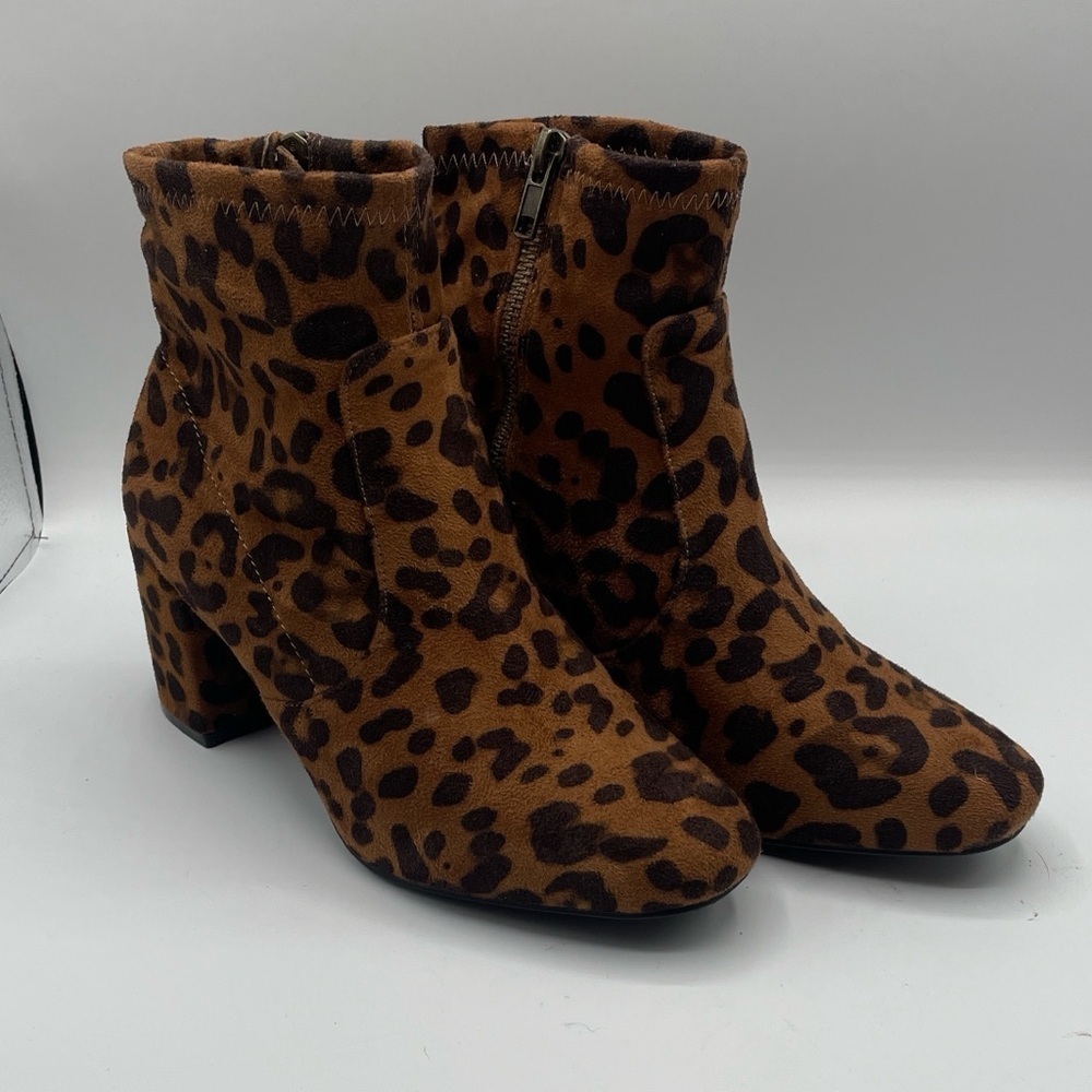 Sugar Leopard Print Ankle Boots, size 7M